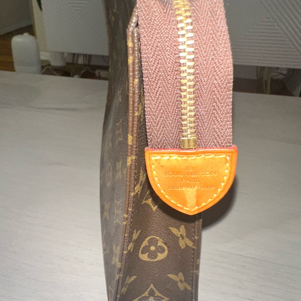 Louis Vuitton Brown Monogram Toiletry Bag - Picture 5 of 5